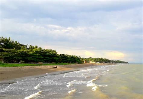 DAWIS BEACH .
